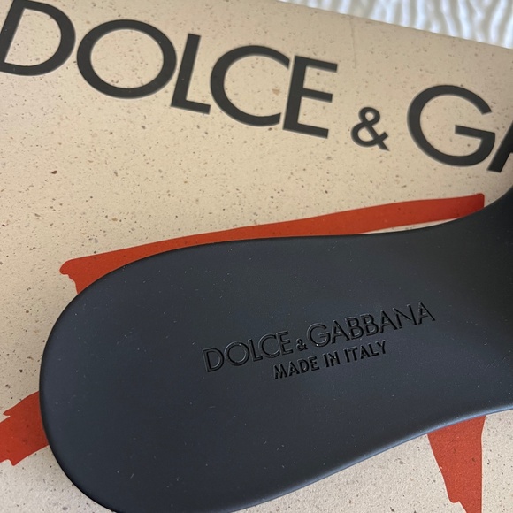 Authentic Dolce & Gabbana sandals - Picture 4 of 7